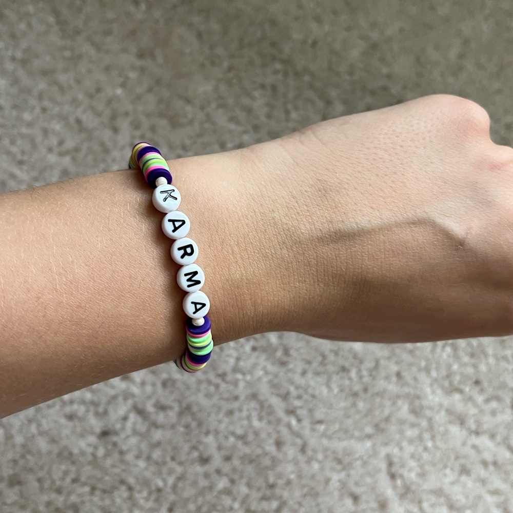 TAYLOR SWIFT | “Karma” Inspired Friendship Bracelet